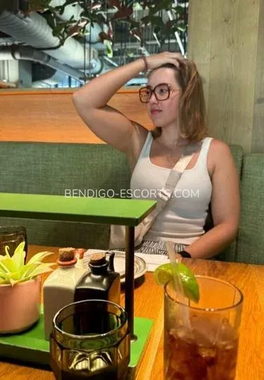 Bendigo escorts Clio — 1