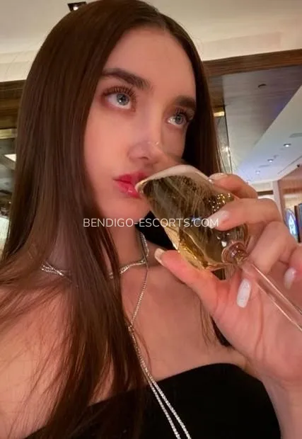 Bendigo escorts Makenna — 2