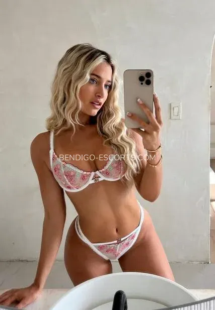 Bendigo escorts Eva — 4