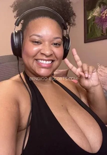 Bendigo escorts Simona — 9