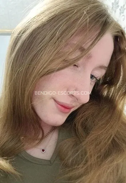 Bendigo escorts Malin — 3