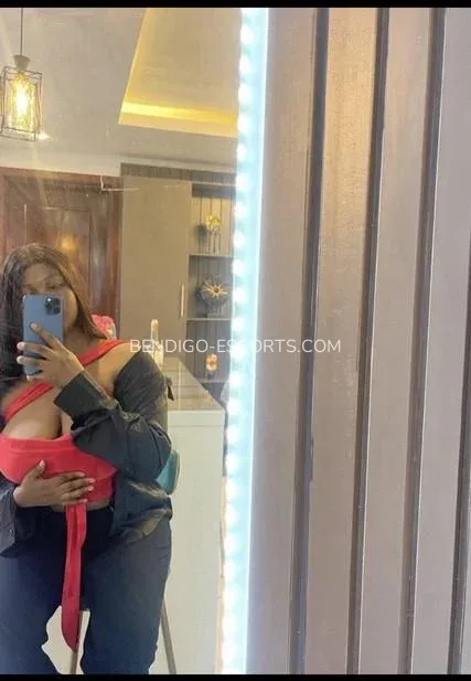 Bendigo escorts Astrid — 1