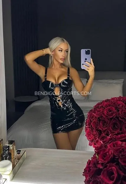 Escort djevojka Emilia - Bendigo