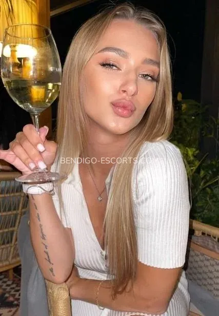 Bendigo escorts Gracie — 1