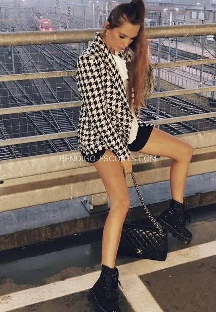 Bendigo escorts Daisy — 5