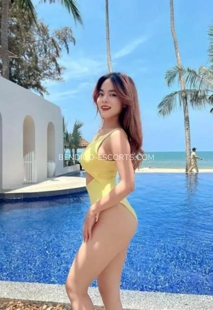 Bendigo escorts Kiara — 2