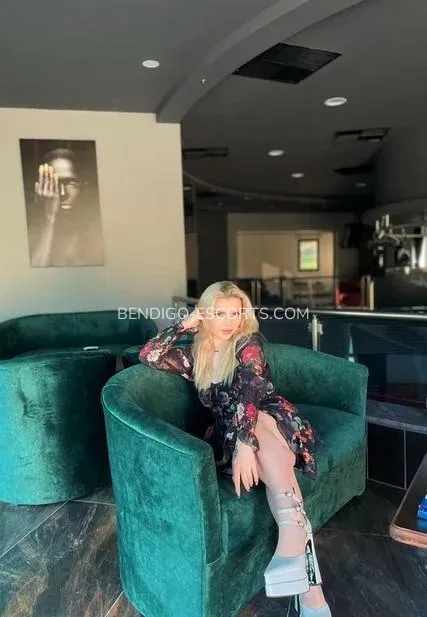 Bendigo escorts Andrea — 3
