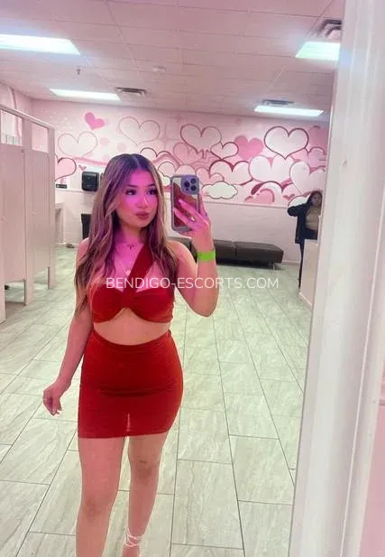 Bendigo escorts Louise — 3