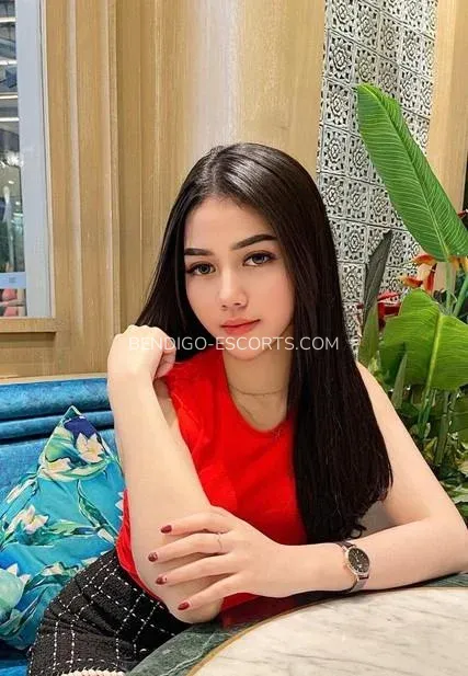 Bendigo escorts Ella — 3