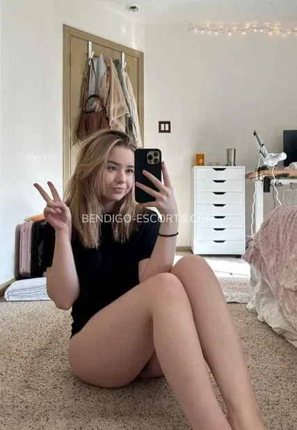 Bendigo escorts Alice — 9
