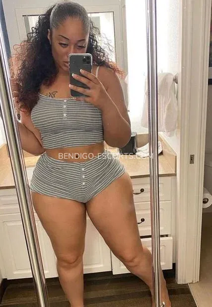 Bendigo escorts Lisa — 3