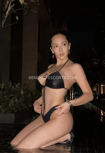 Bendigo escorts Zoey — 9