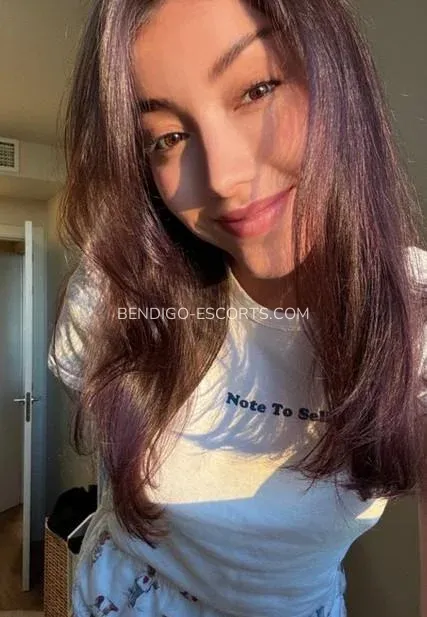 Bendigo escorts Clara — 1