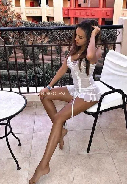Bendigo escorts Malin — 6
