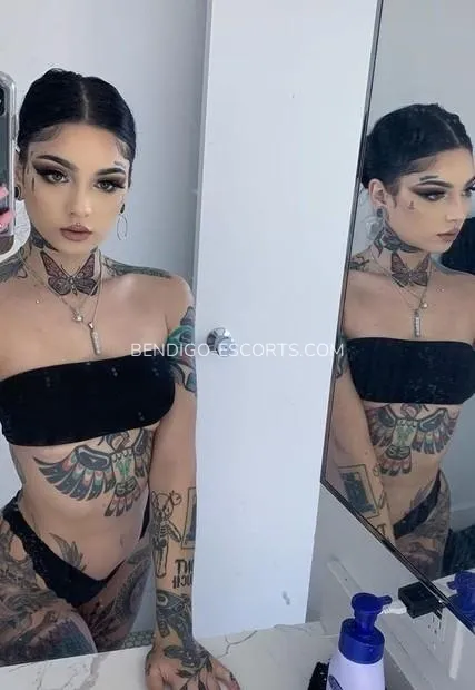 Bendigo escorts Carina — 2