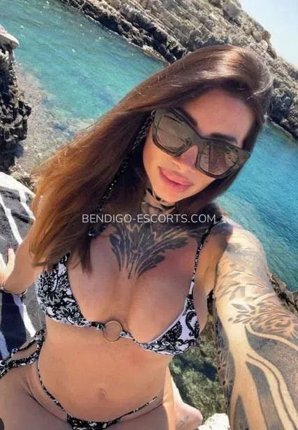 Bendigo escorts Cadence — 1