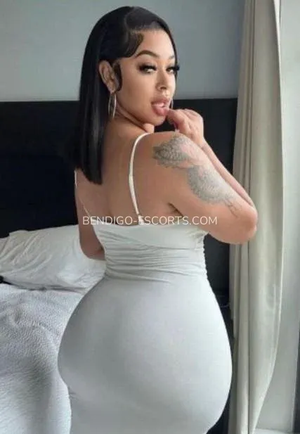 Bendigo escorts Ella — 3