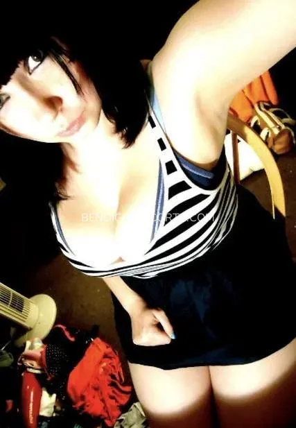 Bendigo escorts Briana — 1