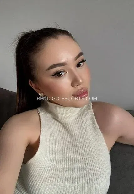 Bendigo escorts Ella — 3