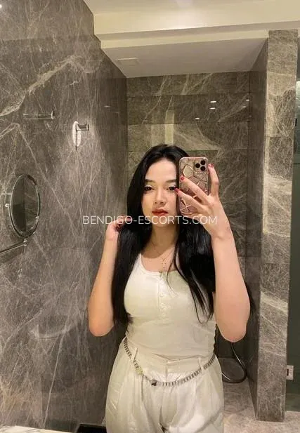 Bendigo escorts Sofia — 4