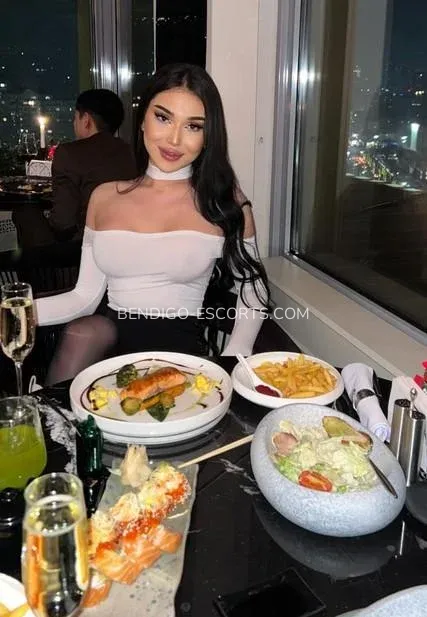 Bendigo escorts Gun — 6