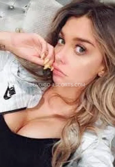 Escort djevojka Alyssa - Bendigo