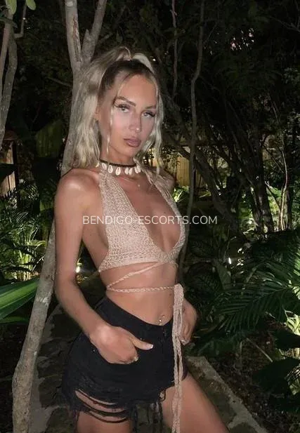 Bendigo escorts Sara — 3