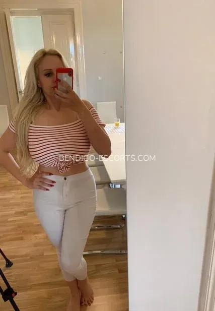 Bendigo escorts Emilia — 1