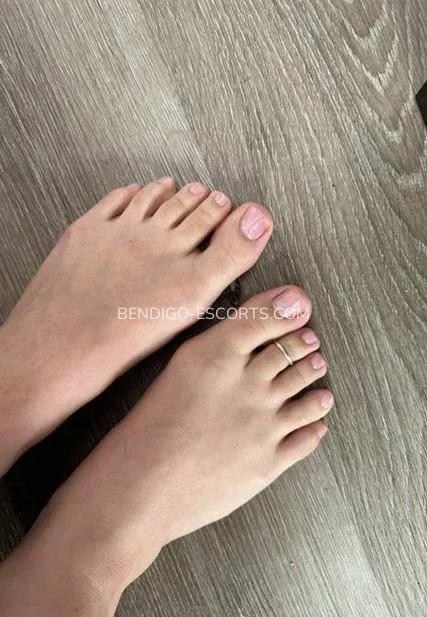 Bendigo escorts Charlotta — 4