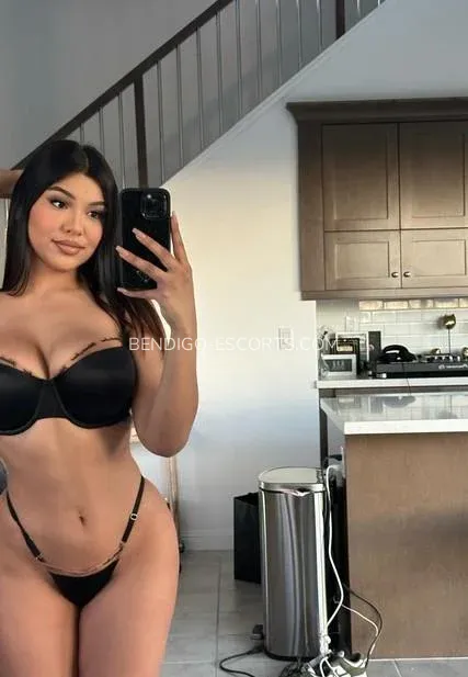 Bendigo escorts Charlotte — 1