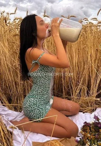 Bendigo escorts Valentina — 6