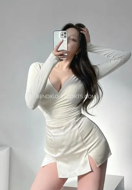 Bendigo escorts Almudena — 1