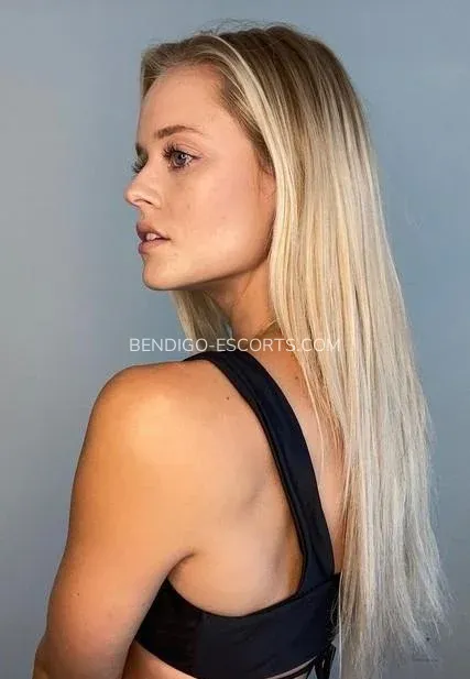 Bendigo escorts Natacha — 7