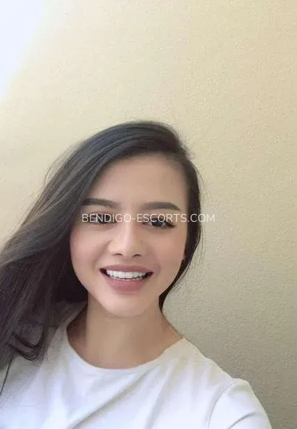 Bendigo escorts Camilla — 1