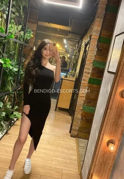 Bendigo escorts Alice — 7