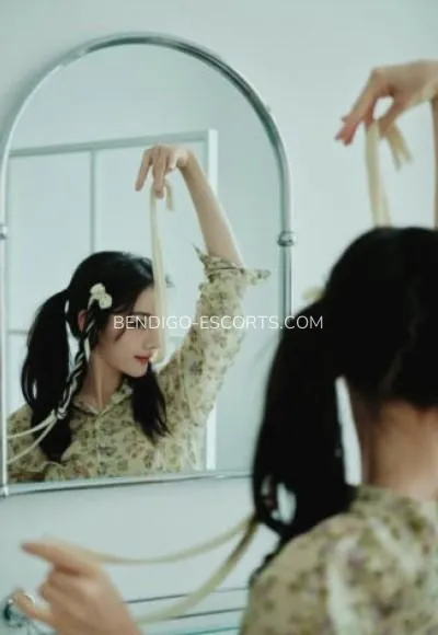 Bendigo escorts viola