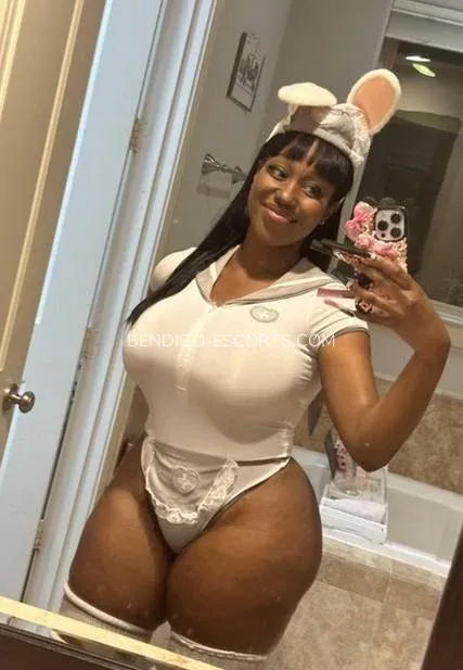 Bendigo escorts Frida — 3