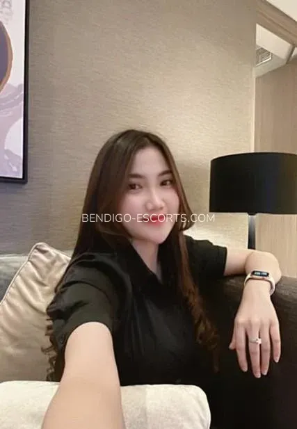 Bendigo escorts Emilia — 1