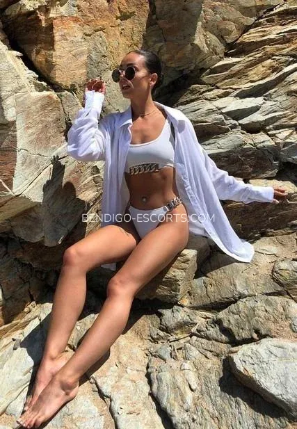 Bendigo escorts Sofie — 5