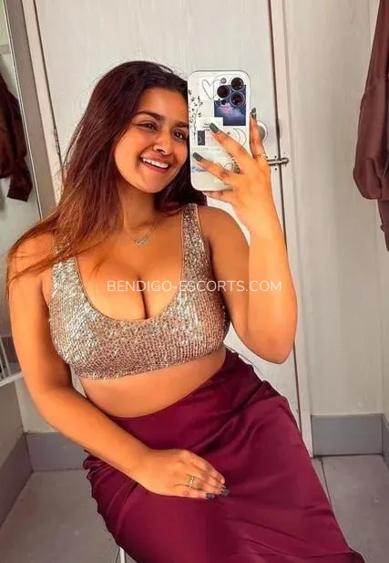 Bendigo escorts Lucy — 1