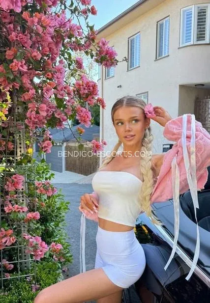 Bendigo escorts Siv — 9