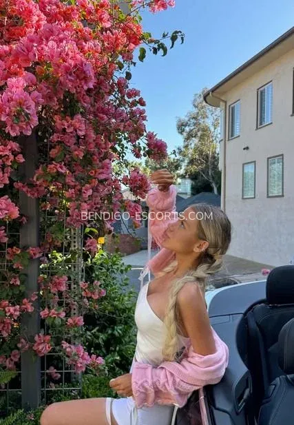 Bendigo escorts Siv — 8