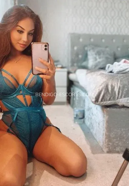 Bendigo escorts Linda — 5
