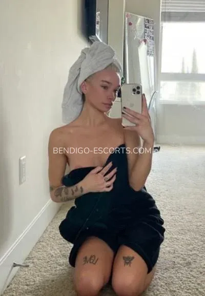 Bendigo escorts Autumn — 1
