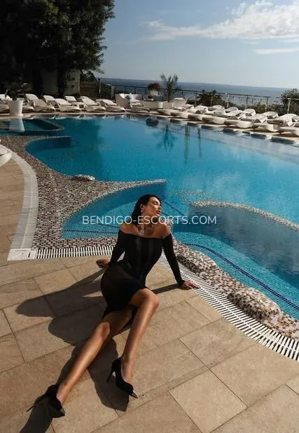 Bendigo escorts Linda — 1