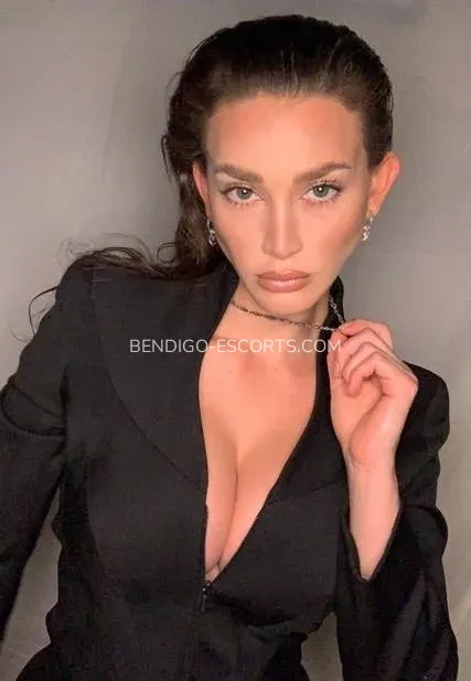Bendigo escorts Autumn — 6