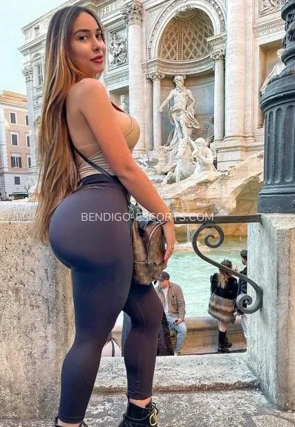 Bendigo escorts Lisa — 8