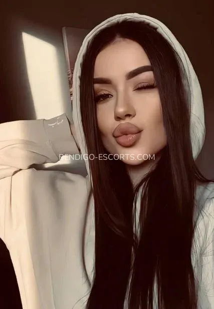 Bendigo escorts Esmeralda — 3