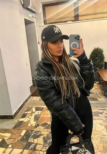 Bendigo escorts Cadence — 1