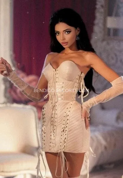 Bendigo escorts Sofie — 1